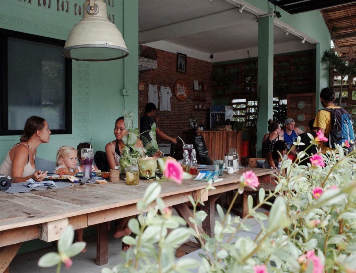 Gecko Republic Jungle Hostel Ko Tao Dış mekan fotoğraf